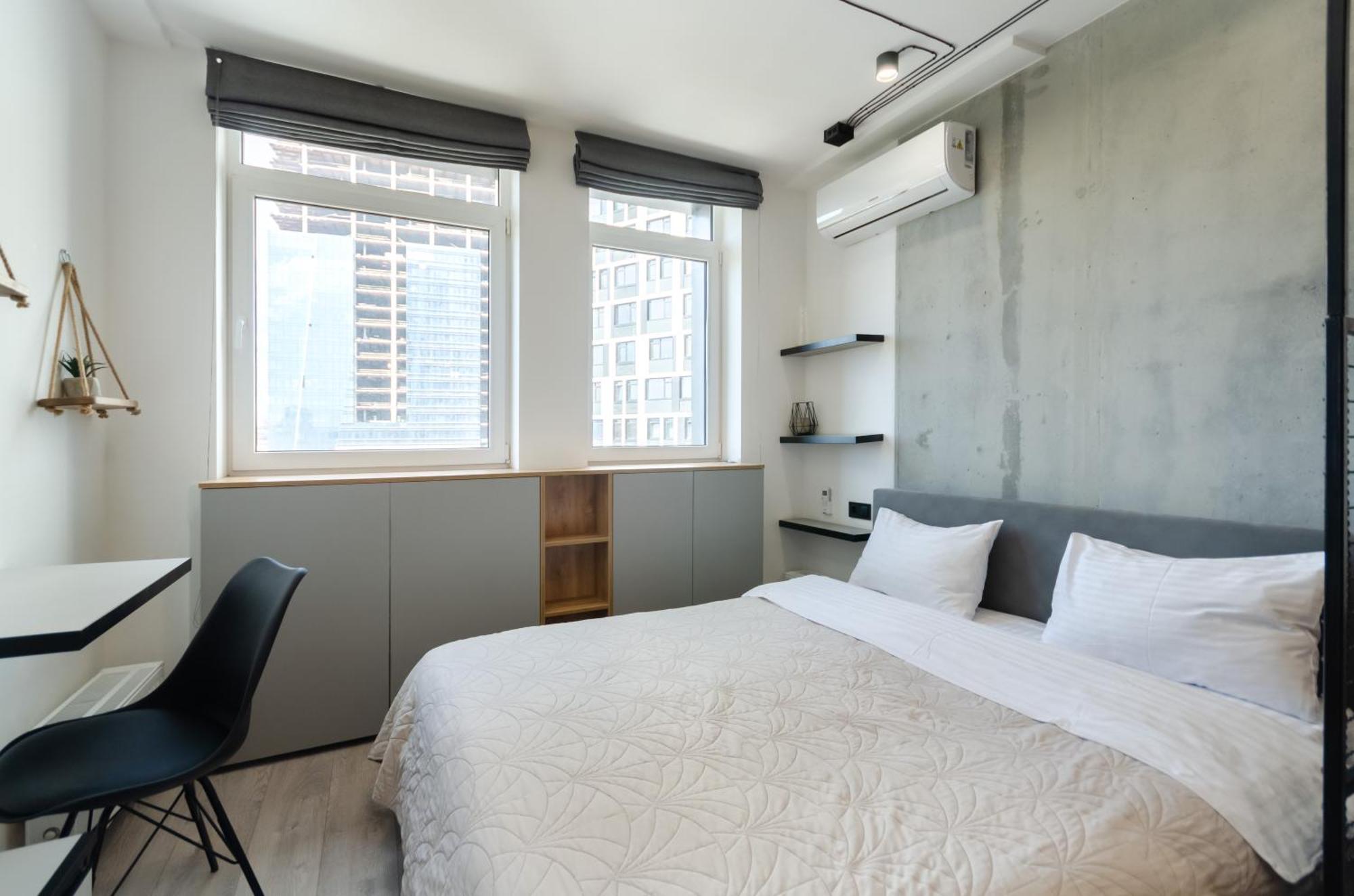 Petrovdom In Smart Rc Manhattan Apartment