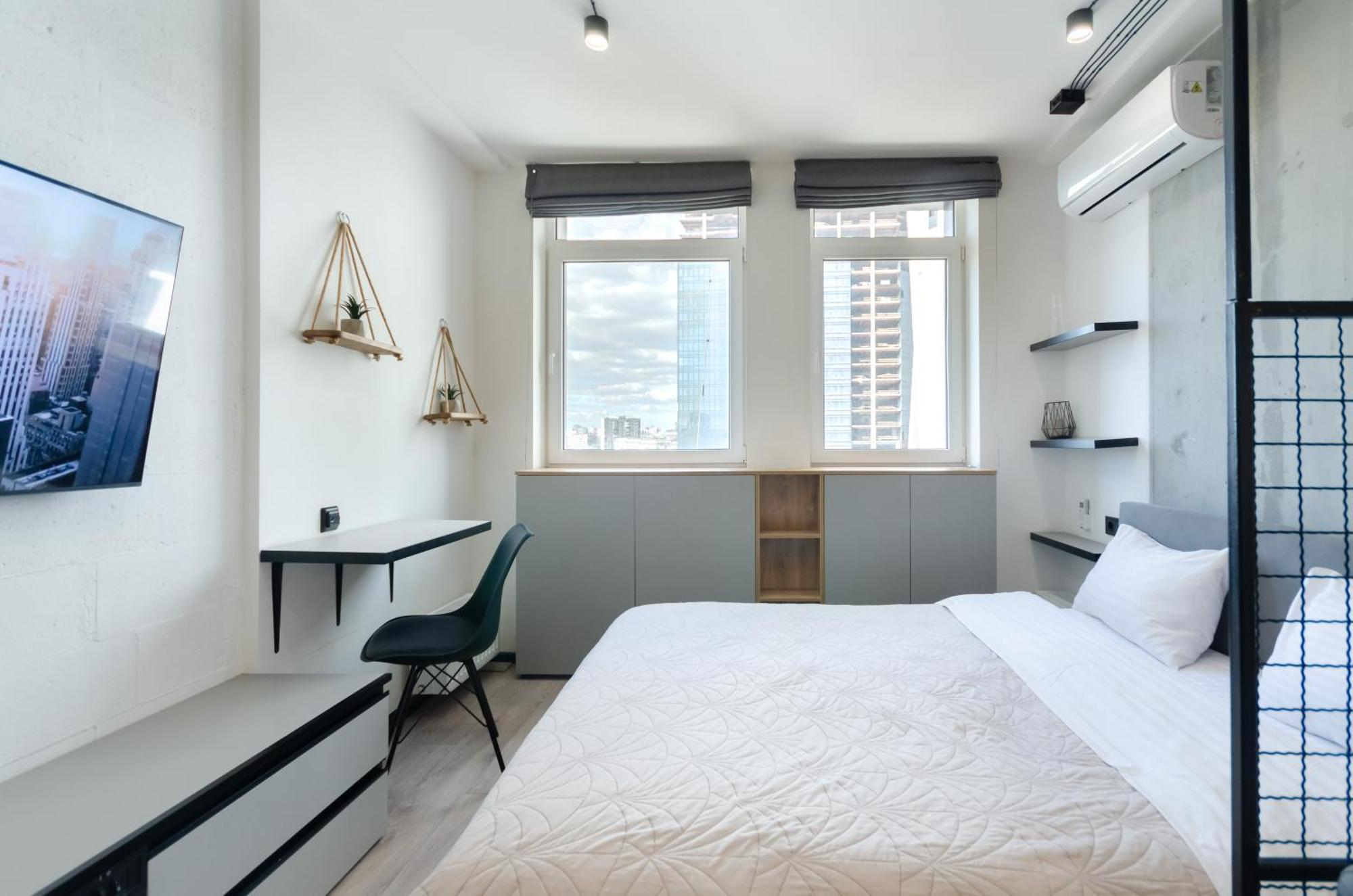 Petrovdom In Smart Rc Manhattan Apartment