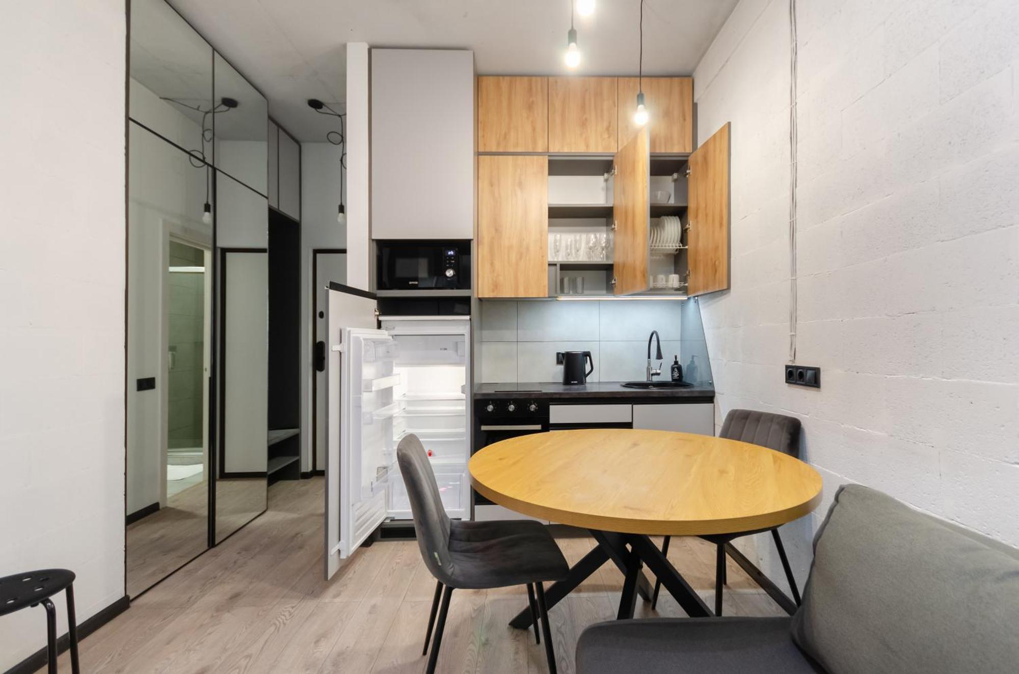 Petrovdom In Smart Rc Manhattan Apartment